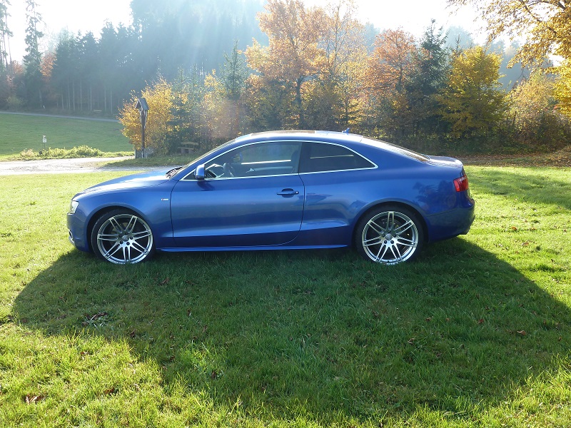 Audi A5 Coupé 3.0 TDI quattro tiptronic in Sepangblau